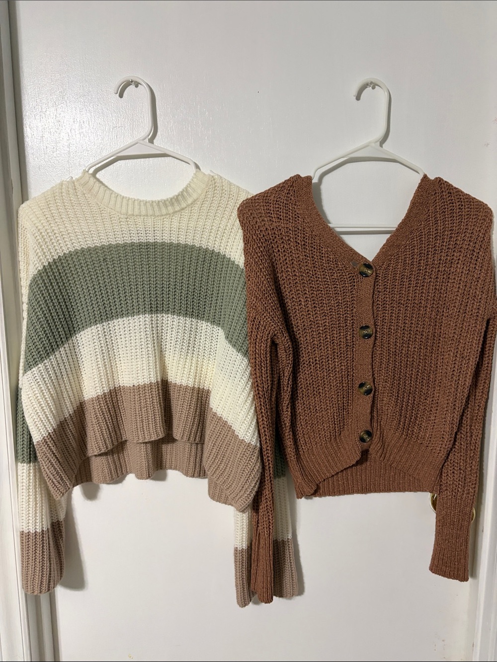 2 Ladies Scoop Neck Sweaters.